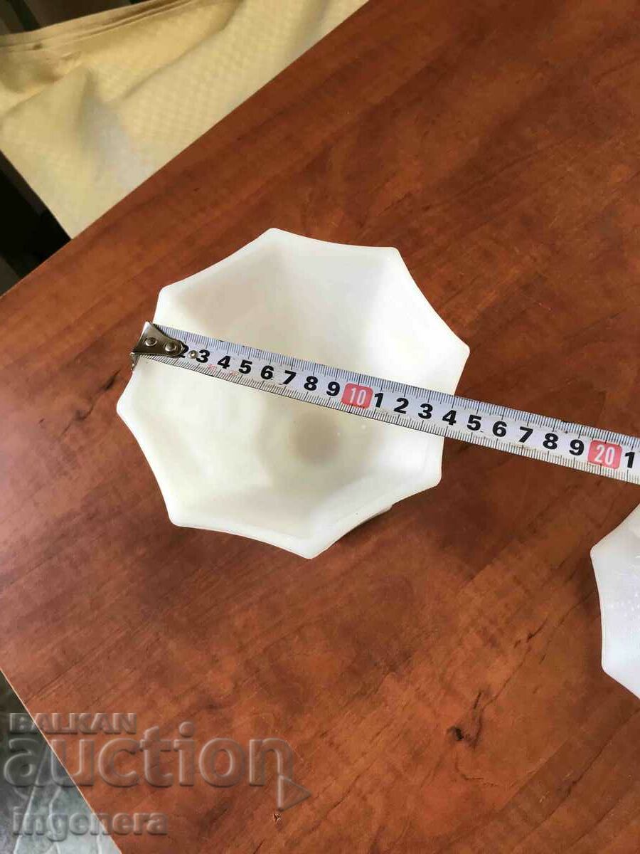 БОНБОНИЕРА КУПА КАПАК СТЪКЛО РЕЛЕФ ОТ СОЦА КРАСОТА - 7 БОНБОНИЕРА КУПА КАПАК СТЪКЛО РЕЛЕФ ОТ СОЦА КРАСОТА - 7