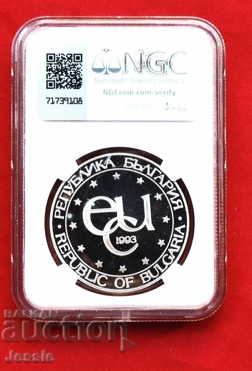 500 BGN 1993 ECU St. Theodore Stratilat MINT COMPARA-RATE! cu preț 290.00 BGN | € 148.27 500 BGN 1993 ECU St. Theodore Stratilat MINT COMPARA-RATE! cu preț 290.00 BGN | € 148.27