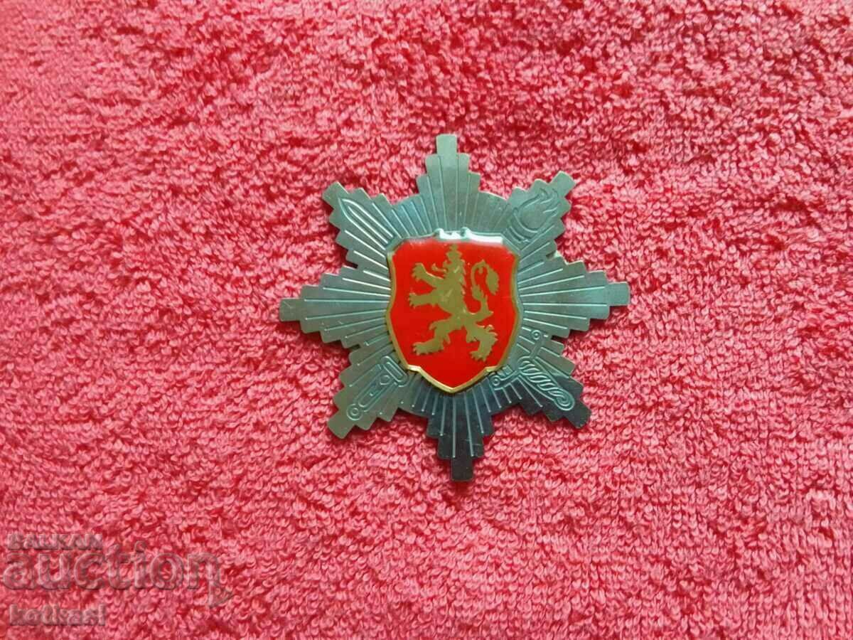 Auction Old metal Sign Badge Emblem Lion massive Auction Old metal Sign Badge Emblem Lion massive