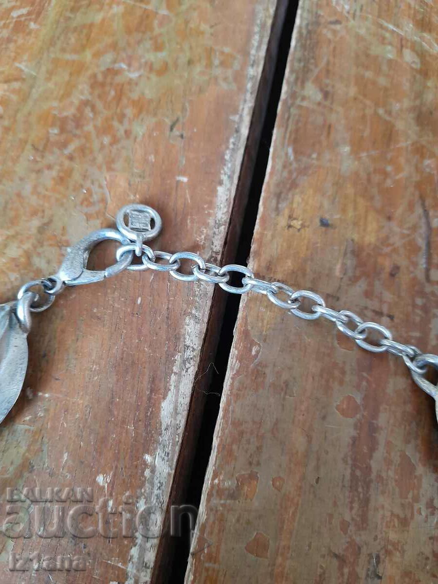 Delivery of Old necklace, necklace, necklace Delivery of Old necklace, necklace, necklace