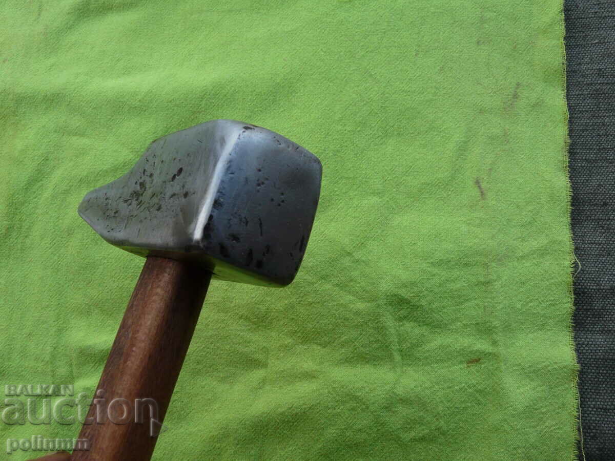 Delivery of Old German hammer - 244 Delivery of Old German hammer - 244