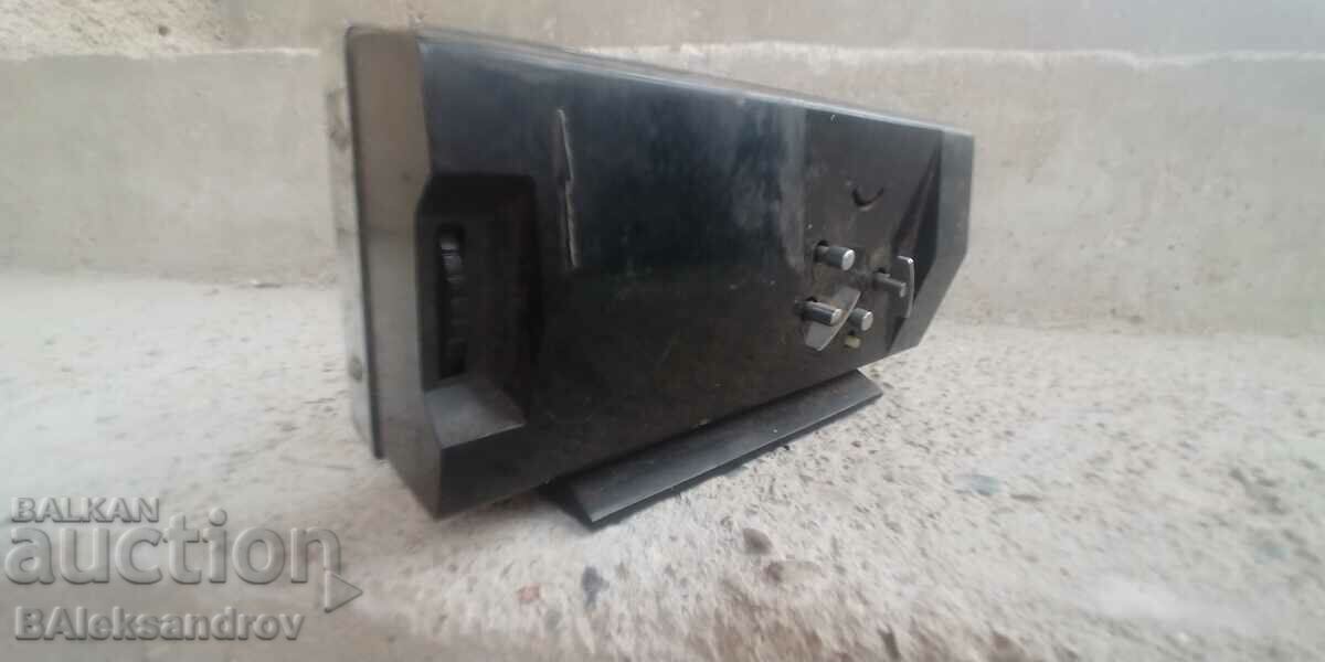 Ceas deşteptător vechi cu dată - 6 Ceas deşteptător vechi cu dată - 6