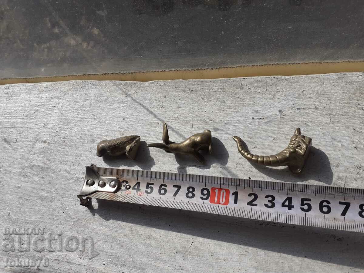 Delivery of Miniature bronze figurines 3 pieces - lot 2 Delivery of Miniature bronze figurines 3 pieces - lot 2