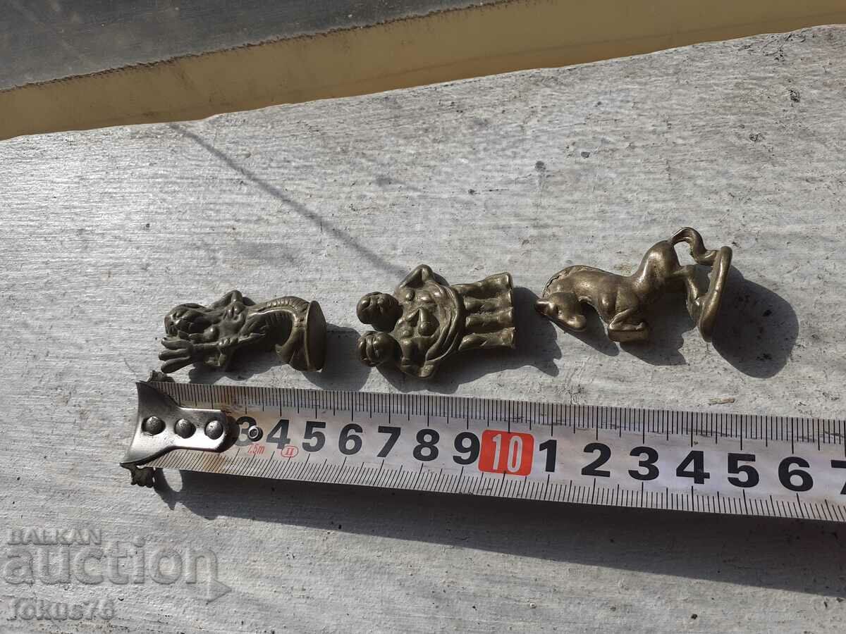 Delivery of Miniature bronze figurines 3 pieces - lot 3 Delivery of Miniature bronze figurines 3 pieces - lot 3