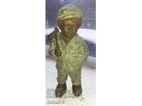 Figurina băiat din ceramică a autorului Geert Kunen - semnată