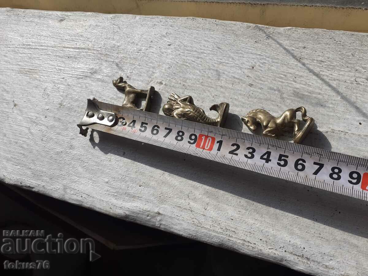 Delivery of Miniature bronze figurines 3 pieces - lot 5 Delivery of Miniature bronze figurines 3 pieces - lot 5