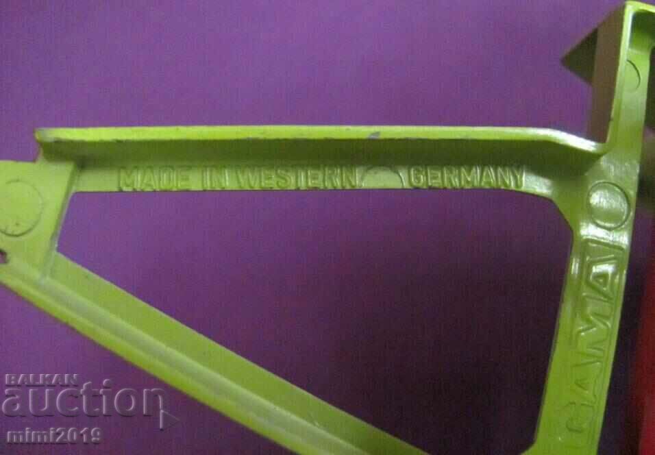 Vintich Part of Children's Toy Germany - 7 Vintich Part of Children's Toy Germany - 7