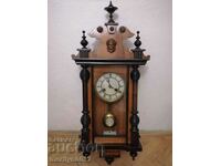 Το γερμανικό ρολόι τοίχου Junghans του τέλους του 19ου αιώνα ΛΕΙΤΟΥΡΓΕΙ