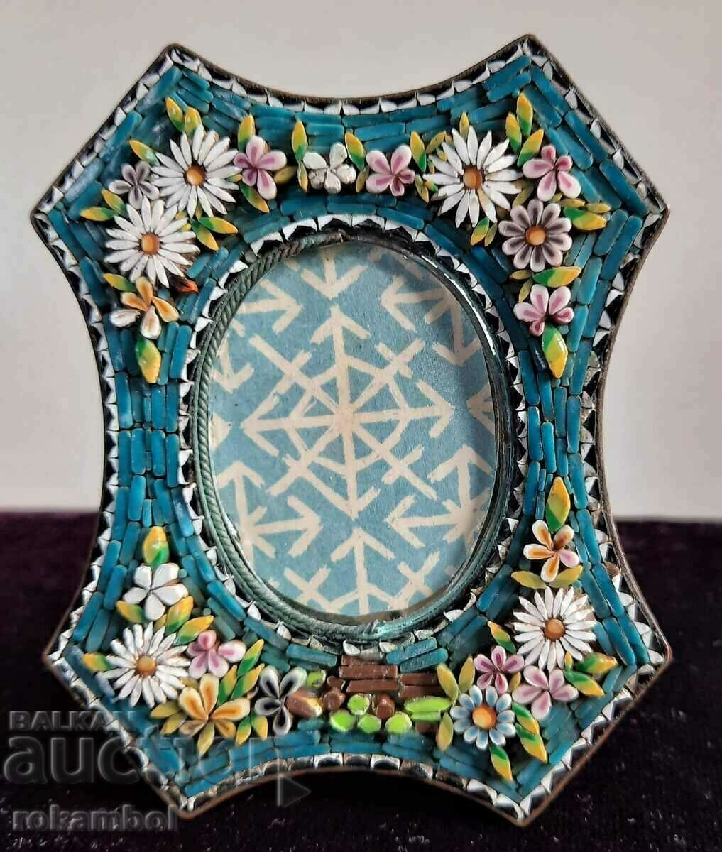 Доставка на Старинна италианска рамка за снимка със стъклена мозайка Доставка на Старинна италианска рамка за снимка със стъклена мозайка