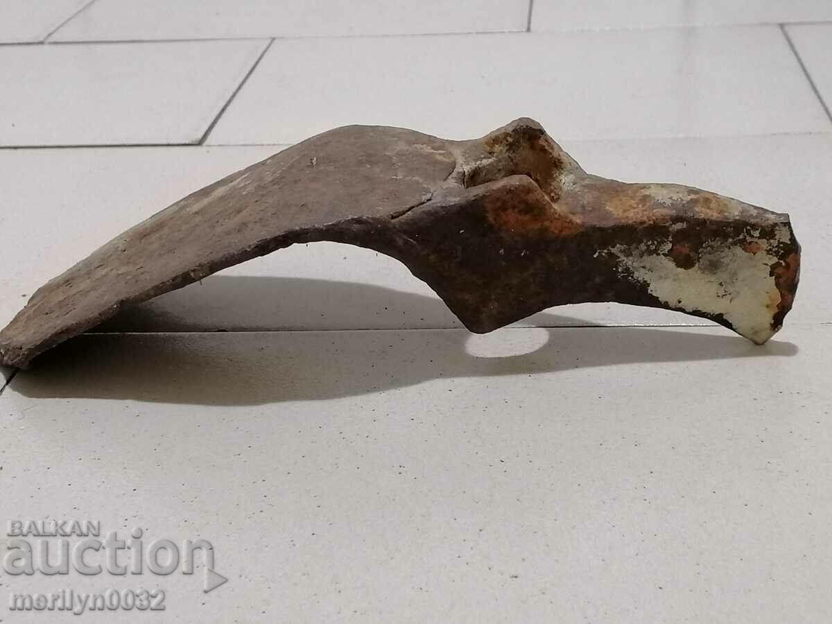 Auction Ottoman hatchet hatchet without scabbard Auction Ottoman hatchet hatchet without scabbard