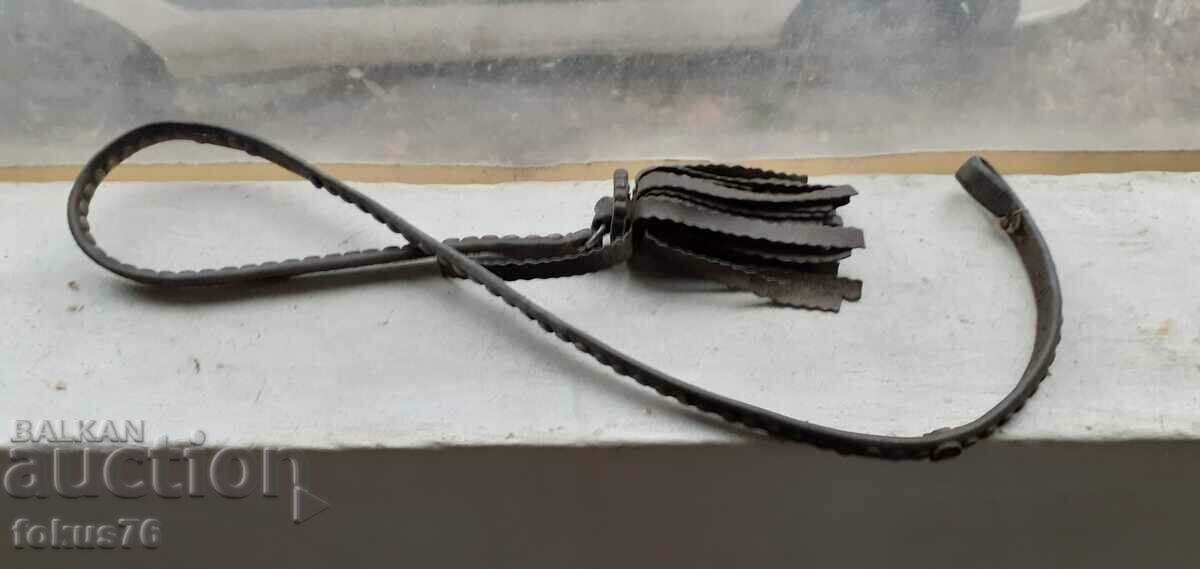 Old leather whip, tassel, horse ornament with price 49.00 BGN | € 25.05
