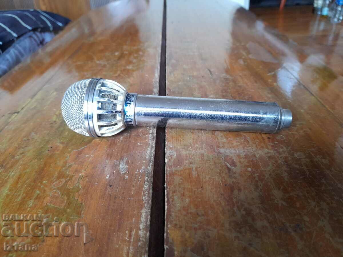 Old microphone MD 801