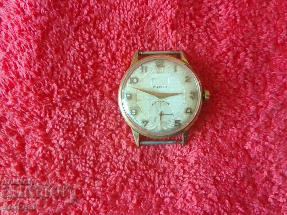 Old manual mechanical men's Swiss gold plated watch with price 95.50 BGN | € 48.83 Old manual mechanical men's Swiss gold plated watch with price 95.50 BGN | € 48.83