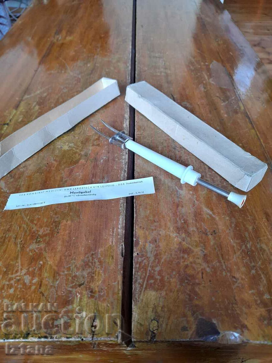 Аукцион Стар инструмент,вилица за сервиране на хляб Аукцион Стар инструмент,вилица за сервиране на хляб