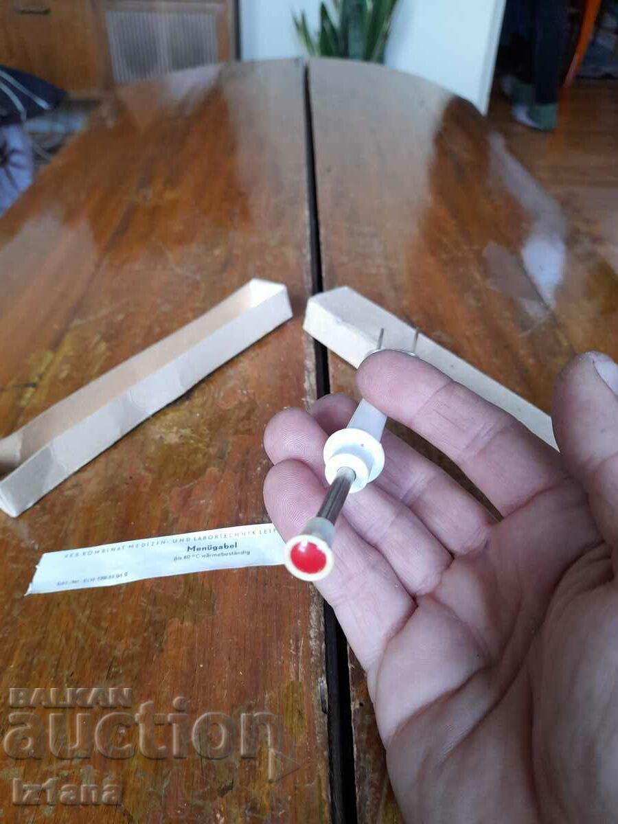 Стар инструмент,вилица за сервиране на хляб - 5 Стар инструмент,вилица за сервиране на хляб - 5