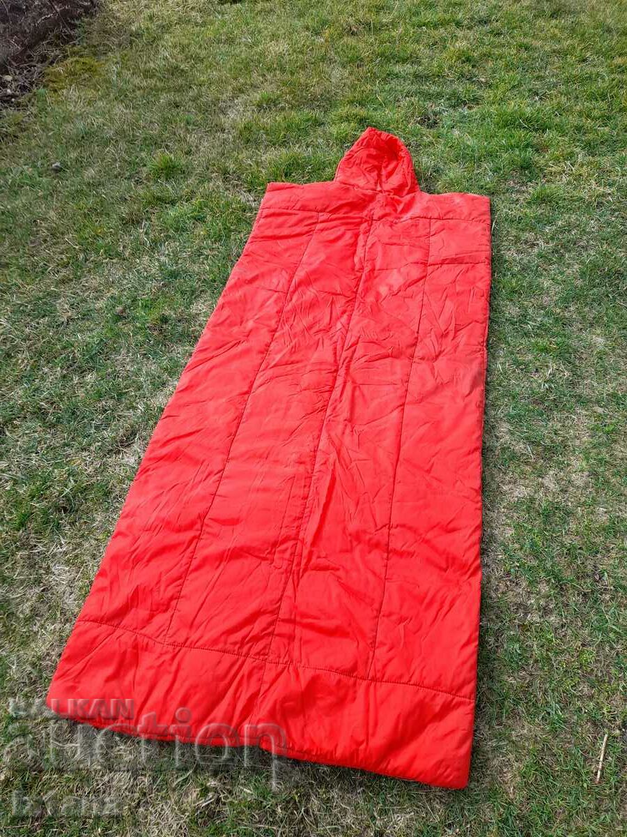 An old sleeping bag - 6 An old sleeping bag - 6