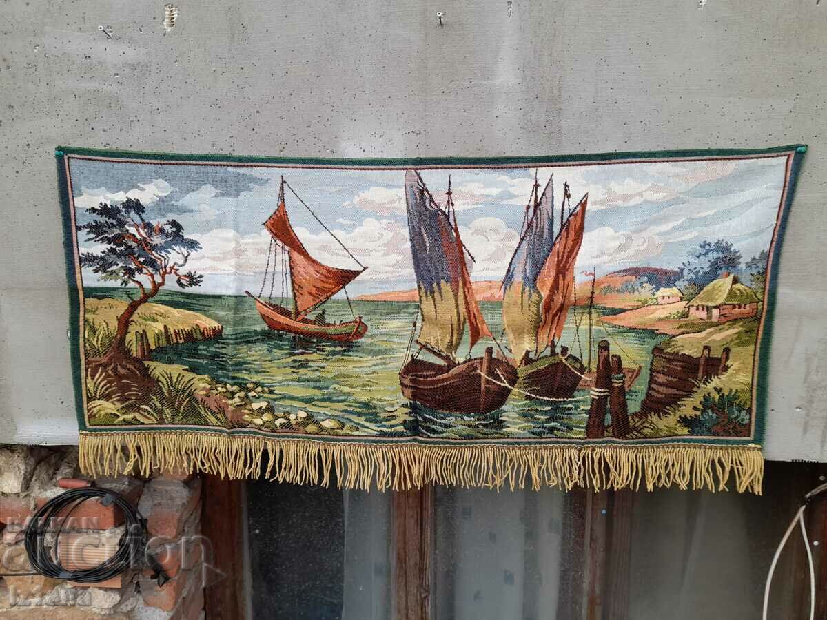 Старинен ковьор,покривка за стена с цена 95.00 лв. | € 48.57 Старинен ковьор,покривка за стена с цена 95.00 лв. | € 48.57