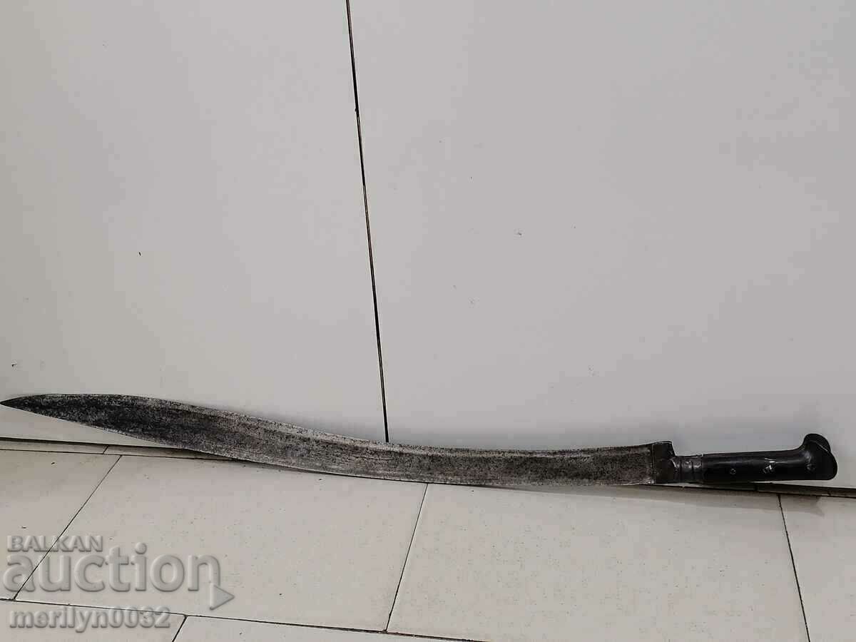 Un scimitar cu știfturi fără sabie de cuțit kaniya karakulak haidushki cu preț 1489.99 BGN | € 761.82