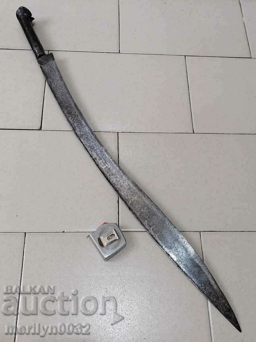 Un scimitar cu știfturi fără sabie de cuțit kaniya karakulak haidushki