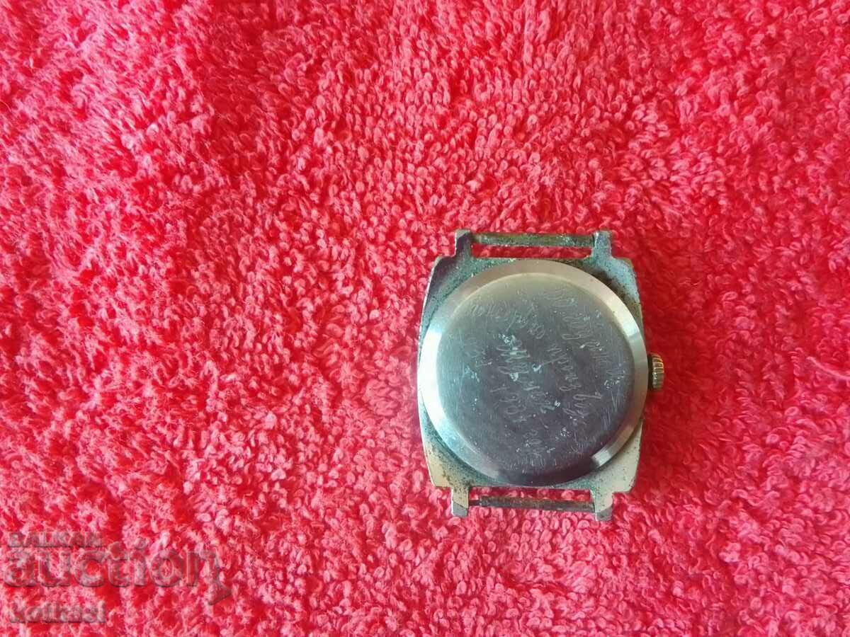 Δημοπρασία Παλαιό χειροκίνητο μηχανικό ανδρικό ρολόι Zim Κατασκευασμένο στην ΕΣΣΔ Δημοπρασία Παλαιό χειροκίνητο μηχανικό ανδρικό ρολόι Zim Κατασκευασμένο στην ΕΣΣΔ