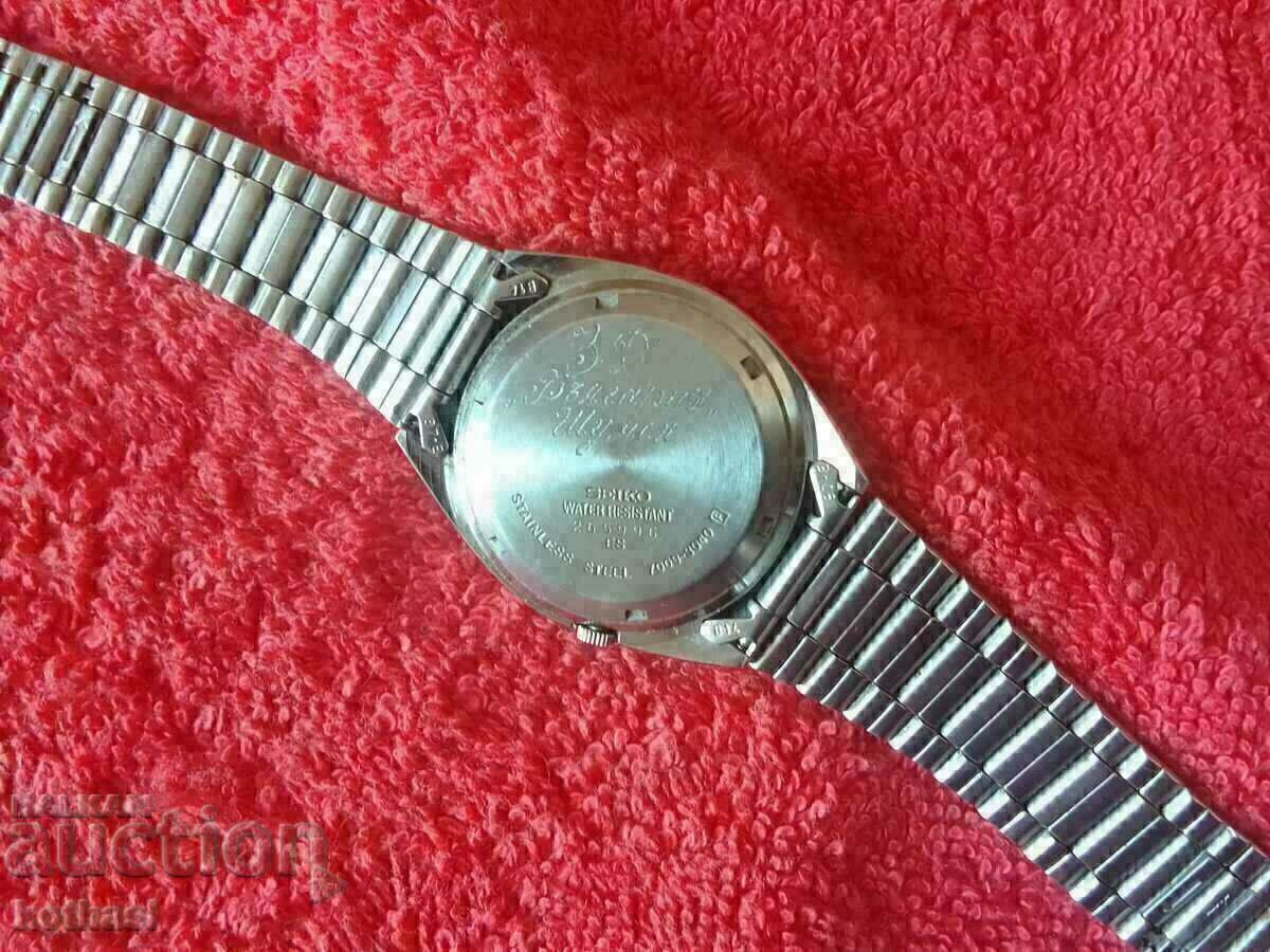 Delivery of Old manual men's watch Automatic SEIKO 5 Japan Delivery of Old manual men's watch Automatic SEIKO 5 Japan