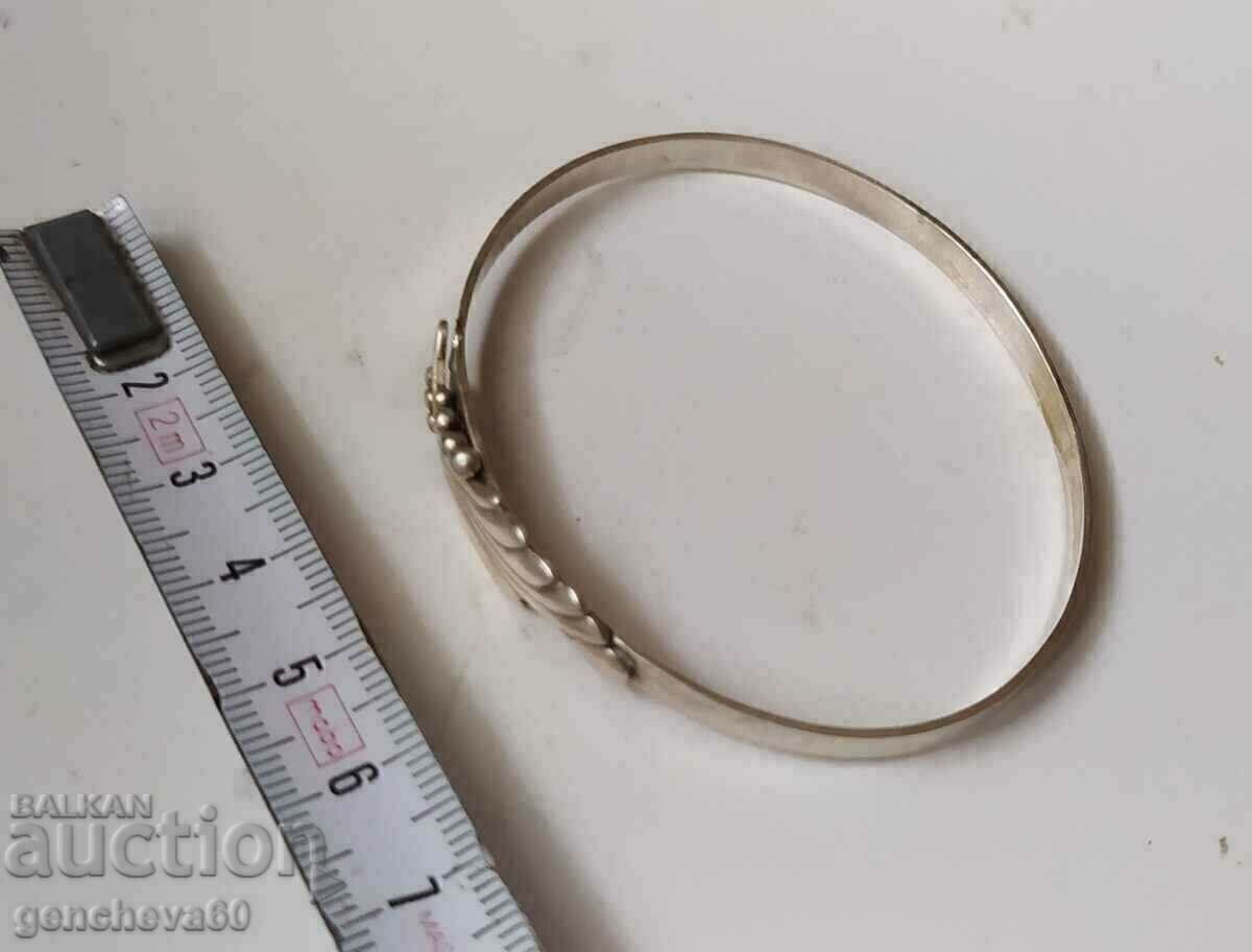 Auction Unique antique sterling silver bracelet sample 900 Auction Unique antique sterling silver bracelet sample 900