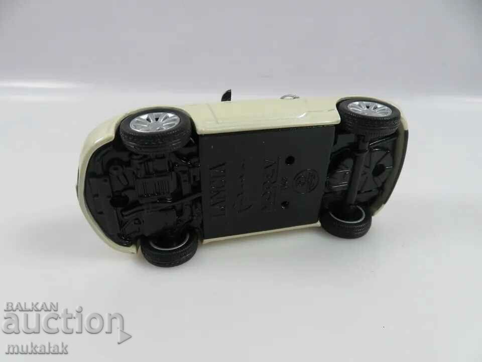 1:43 Norev Lancia Fulvia TOY CAR MODEL - 7 1:43 Norev Lancia Fulvia TOY CAR MODEL - 7