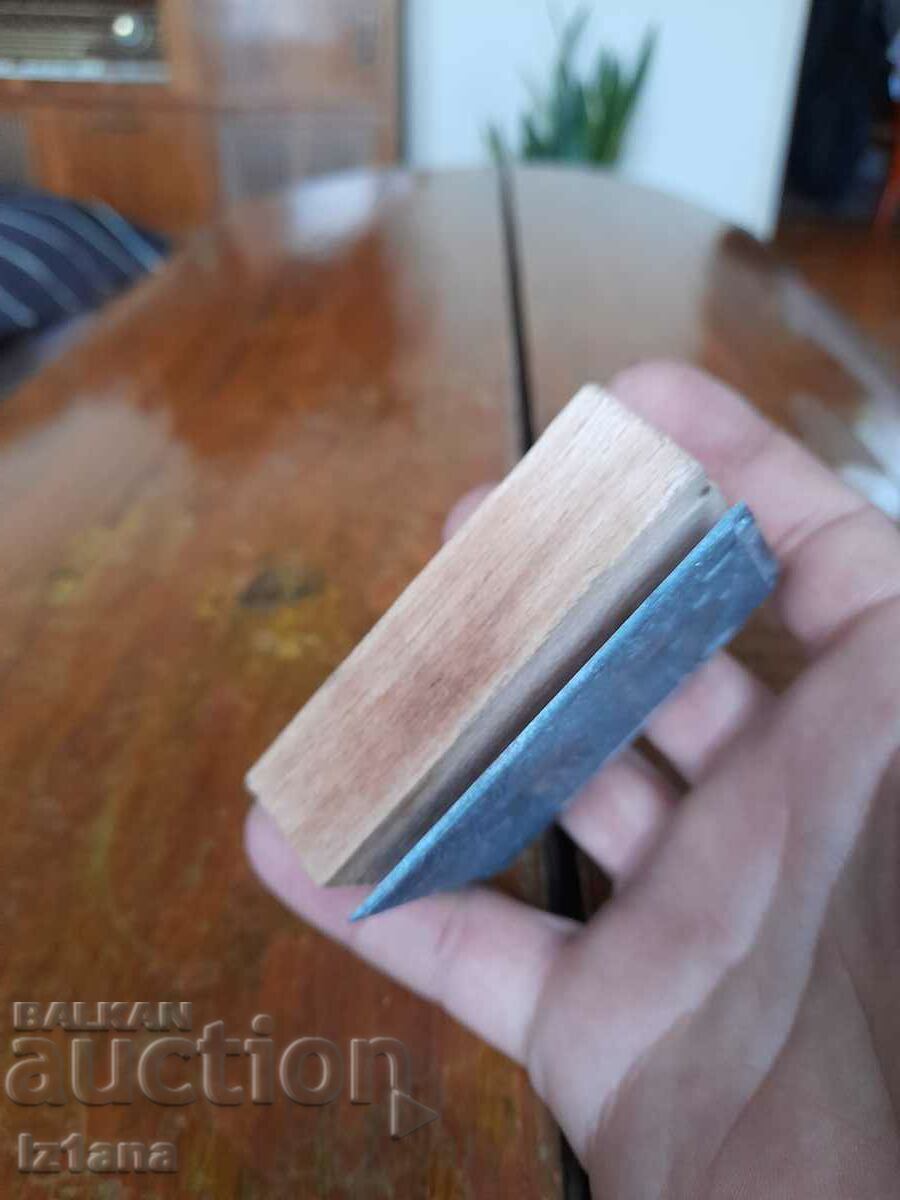 Delivery of Old photo negative