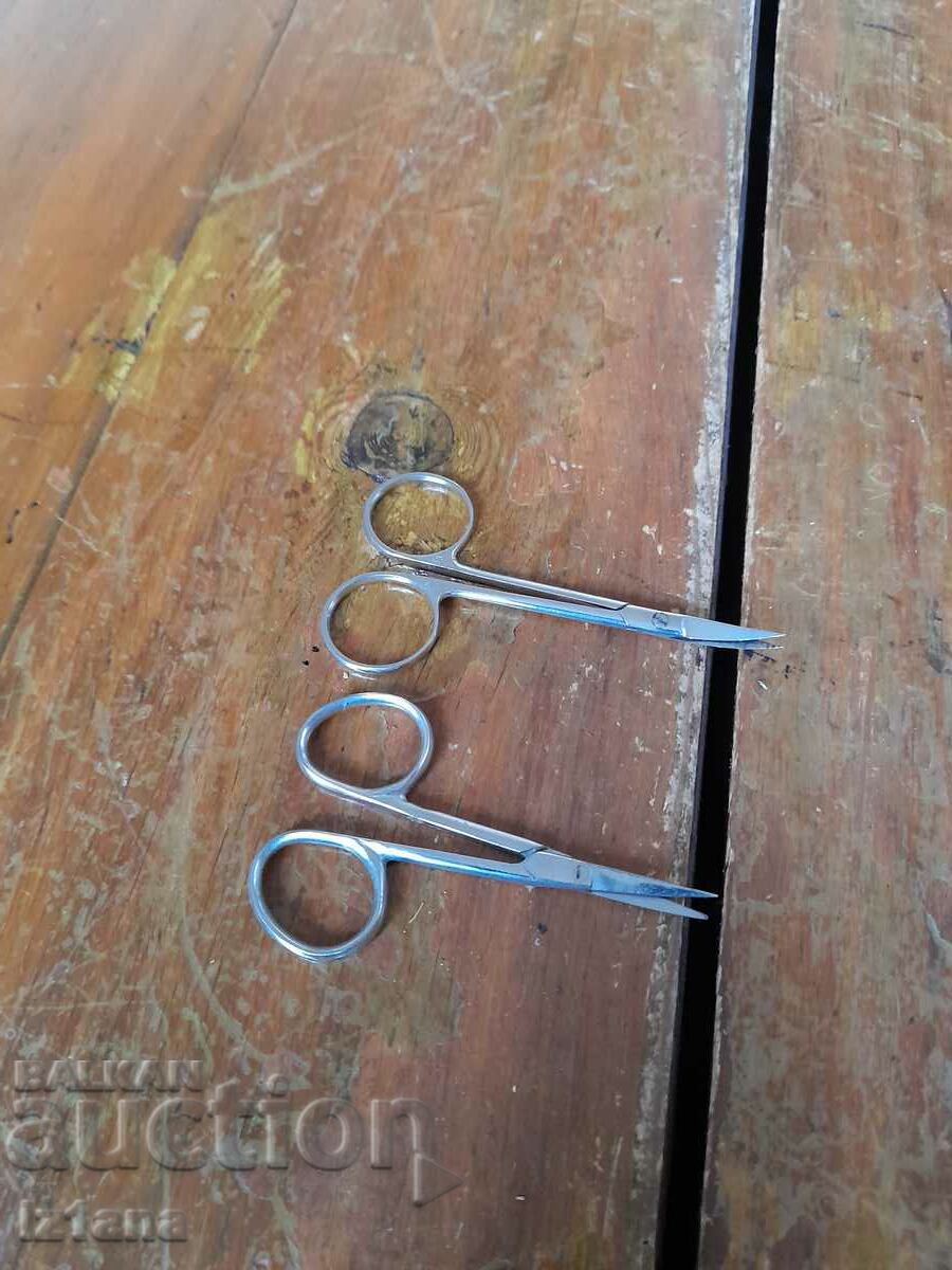 Old women's scissors, scissors with price 20.00 BGN | € 10.23 Old women's scissors, scissors with price 20.00 BGN | € 10.23