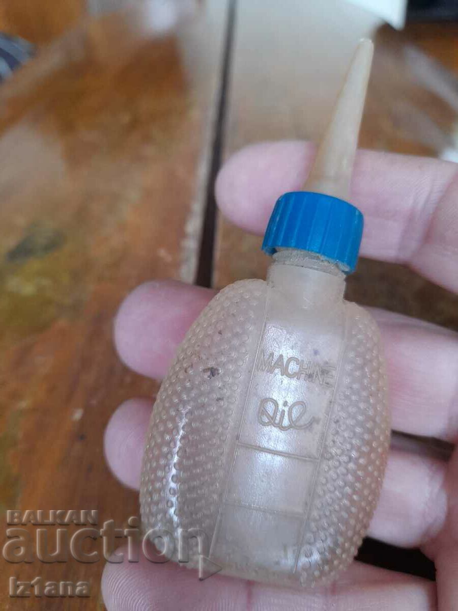 Auction  Old buttercup