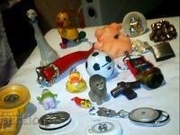 lot of old toys,,,