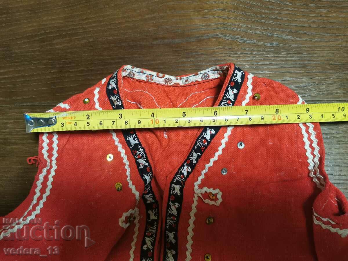 Auction FOLK COSTUME - CHILDREN Auction FOLK COSTUME - CHILDREN