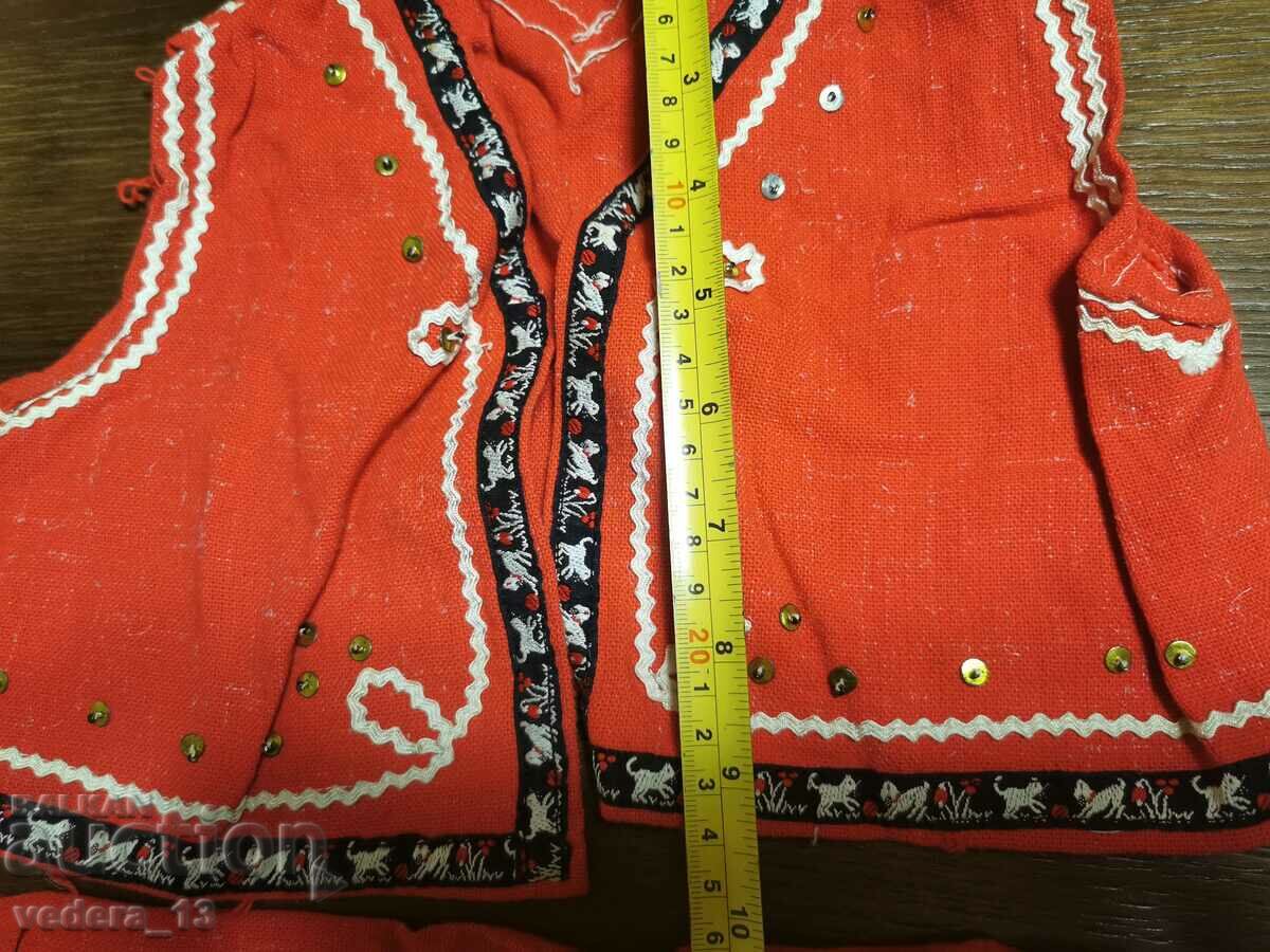 Delivery of FOLK COSTUME - CHILDREN Delivery of FOLK COSTUME - CHILDREN