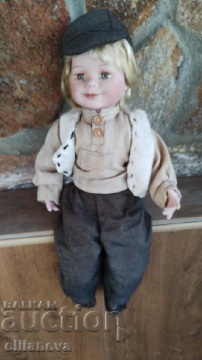 Auction Old porcelain doll 50 cm Auction Old porcelain doll 50 cm
