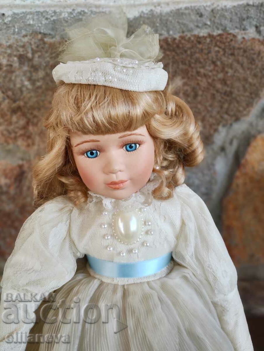 Old porcelain doll 50 cm with price 40.00 BGN | € 20.45 Old porcelain doll 50 cm with price 40.00 BGN | € 20.45