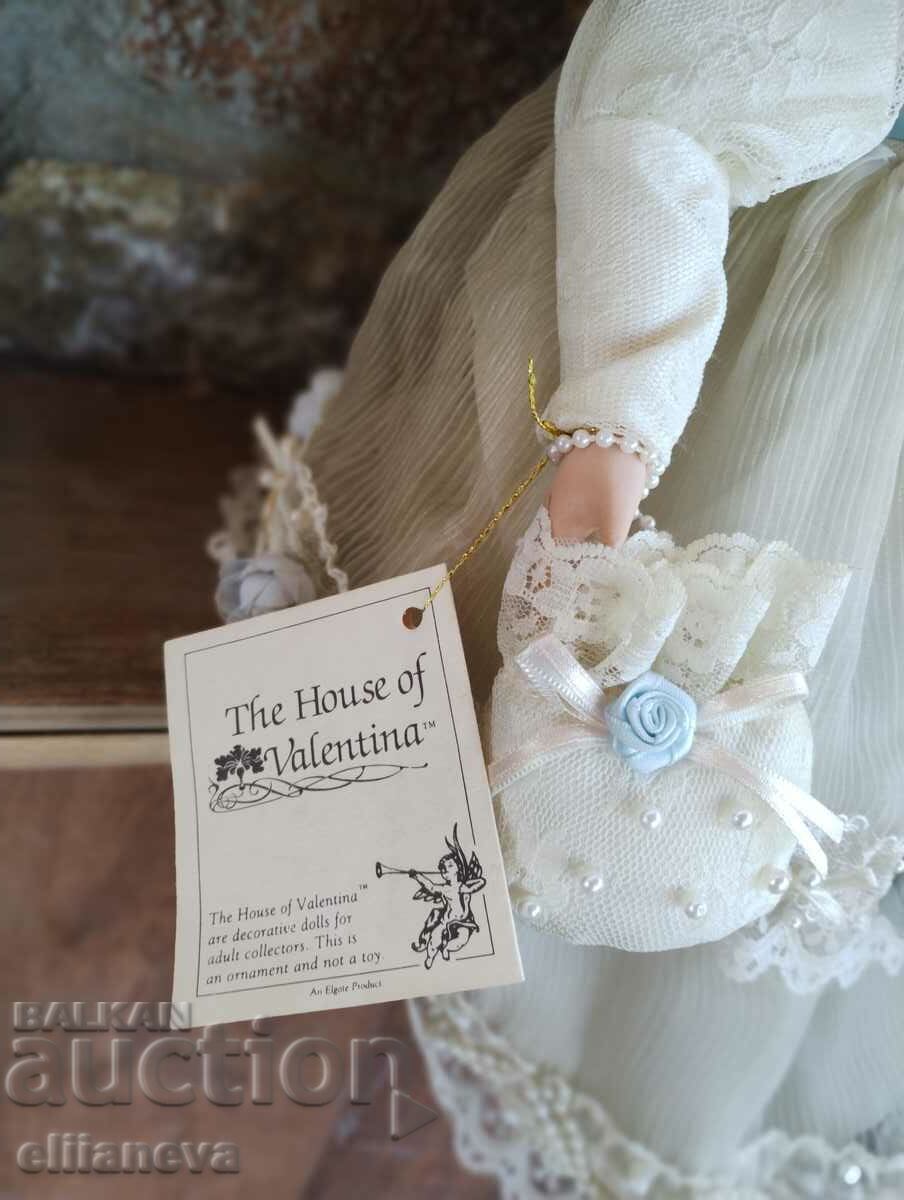 Auction Old porcelain doll 50 cm Auction Old porcelain doll 50 cm