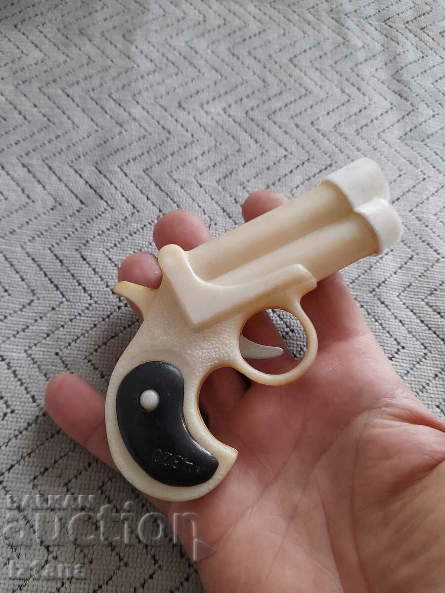 Pistol lanternă pentru copii vechi cu preț 32.00 BGN | € 16.36 Pistol lanternă pentru copii vechi cu preț 32.00 BGN | € 16.36