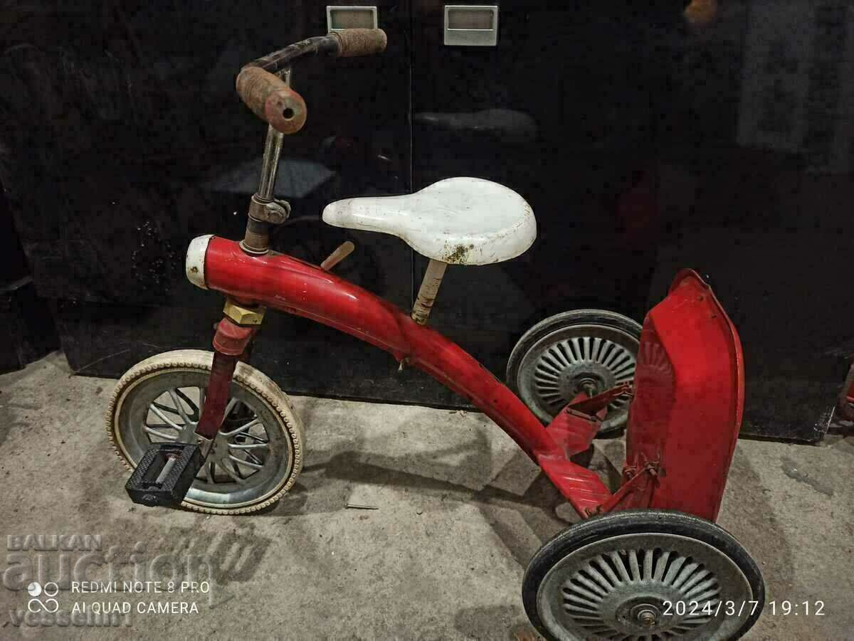 Wheel, Tricycle very rare old sheet metal with price 230.00 BGN | € 117.60 Wheel, Tricycle very rare old sheet metal with price 230.00 BGN | € 117.60