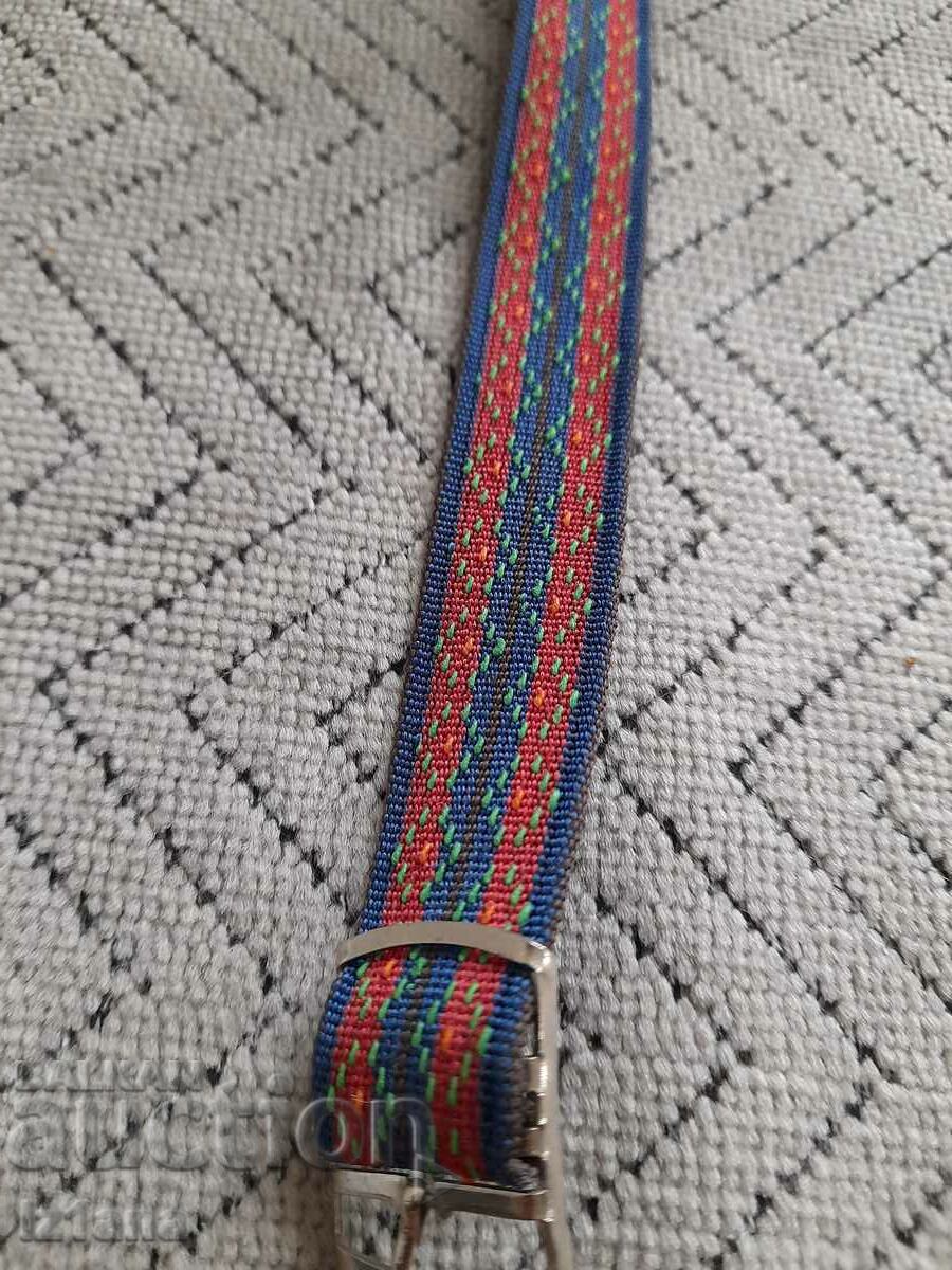 Стара каишка за часовник с цена 11.00 лв. | € 5.62 Стара каишка за часовник с цена 11.00 лв. | € 5.62