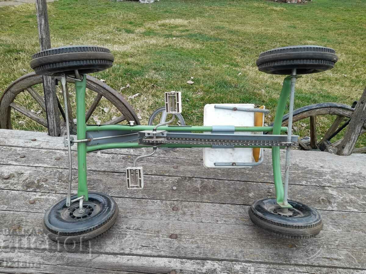 Mașină veche pentru copii cu pedale - 6 Mașină veche pentru copii cu pedale - 6