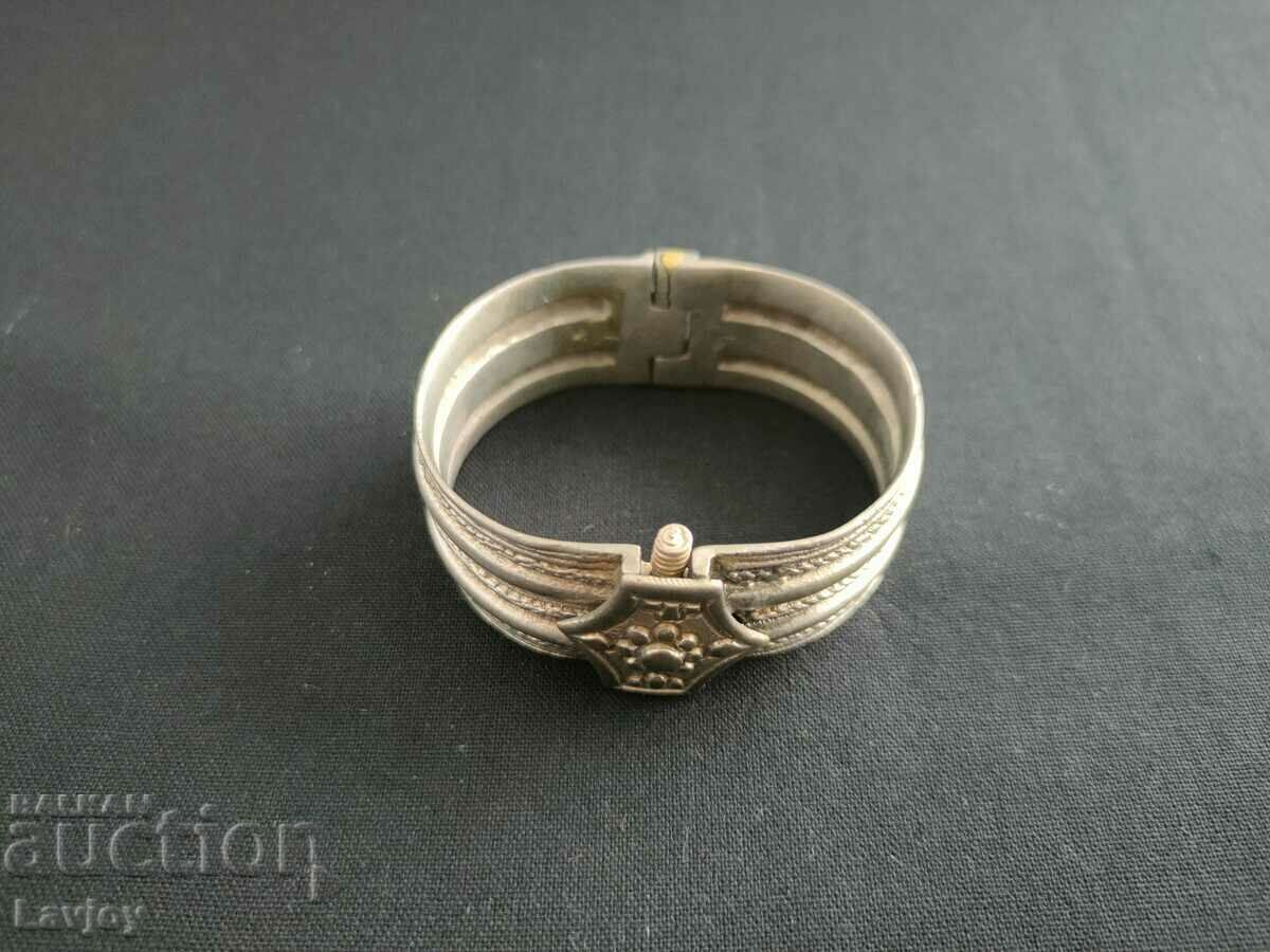 Livrarea Bratara de argint renascentista