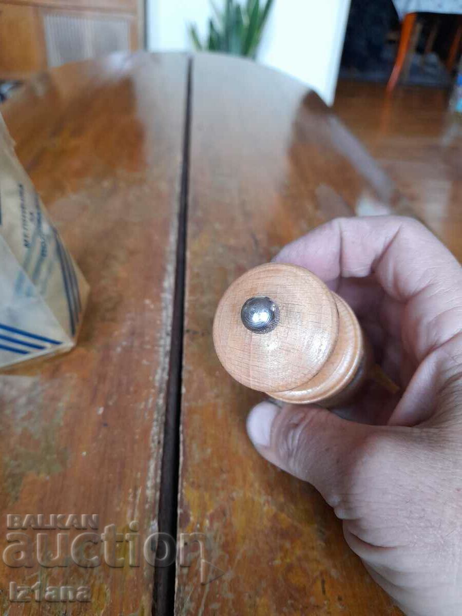 Delivery of Old grinder, pepper mill Delivery of Old grinder, pepper mill