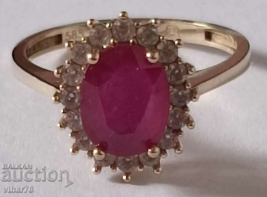 Auction 14K GOLD RING WITH RUBY Auction 14K GOLD RING WITH RUBY