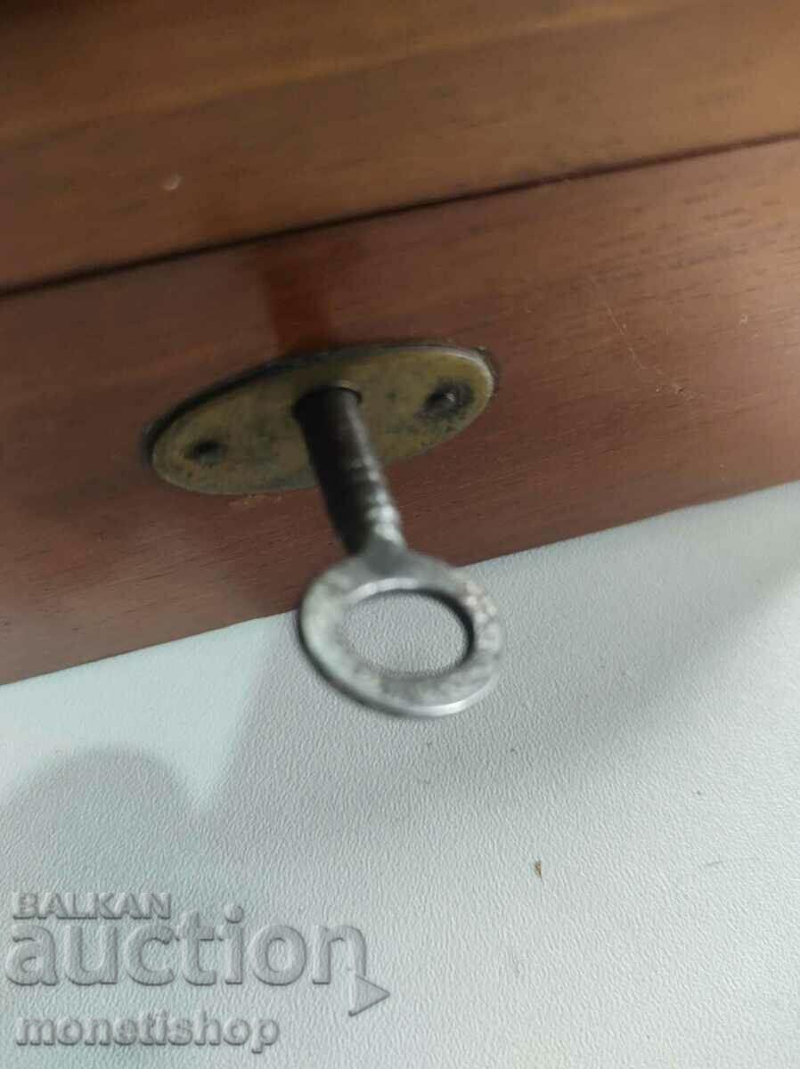 Auction Small wooden jewelry box Auction Small wooden jewelry box