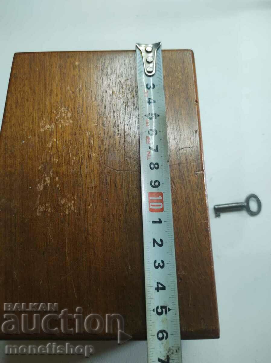 Small wooden jewelry box - 5 Small wooden jewelry box - 5