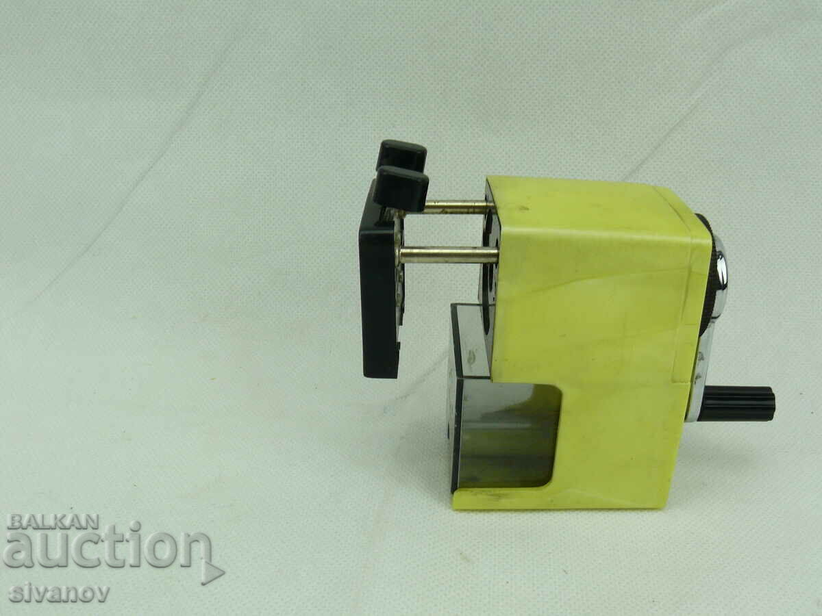 Auction Interesting old mechanical pencil sharpener ELM S-105 #2313 Auction Interesting old mechanical pencil sharpener ELM S-105 #2313