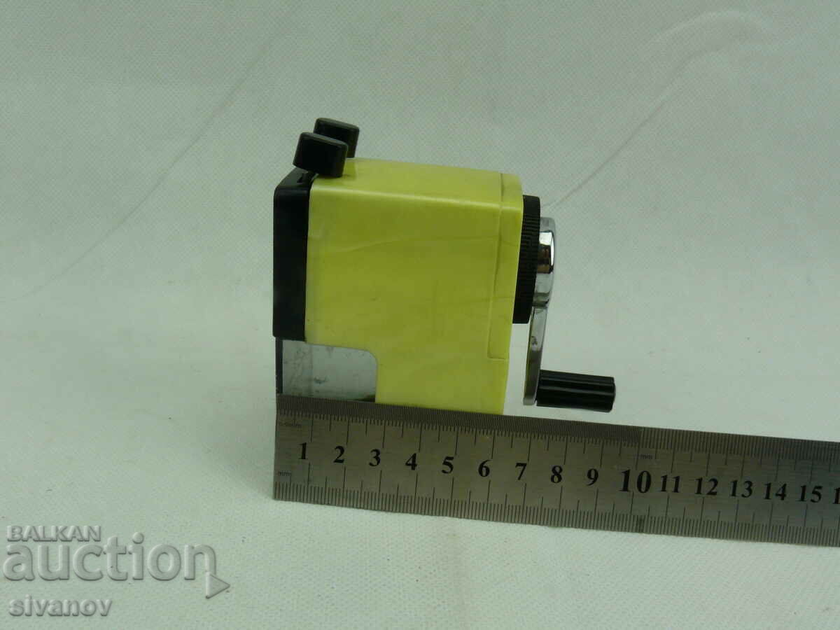 Interesting old mechanical pencil sharpener ELM S-105 #2313 - 7 Interesting old mechanical pencil sharpener ELM S-105 #2313 - 7