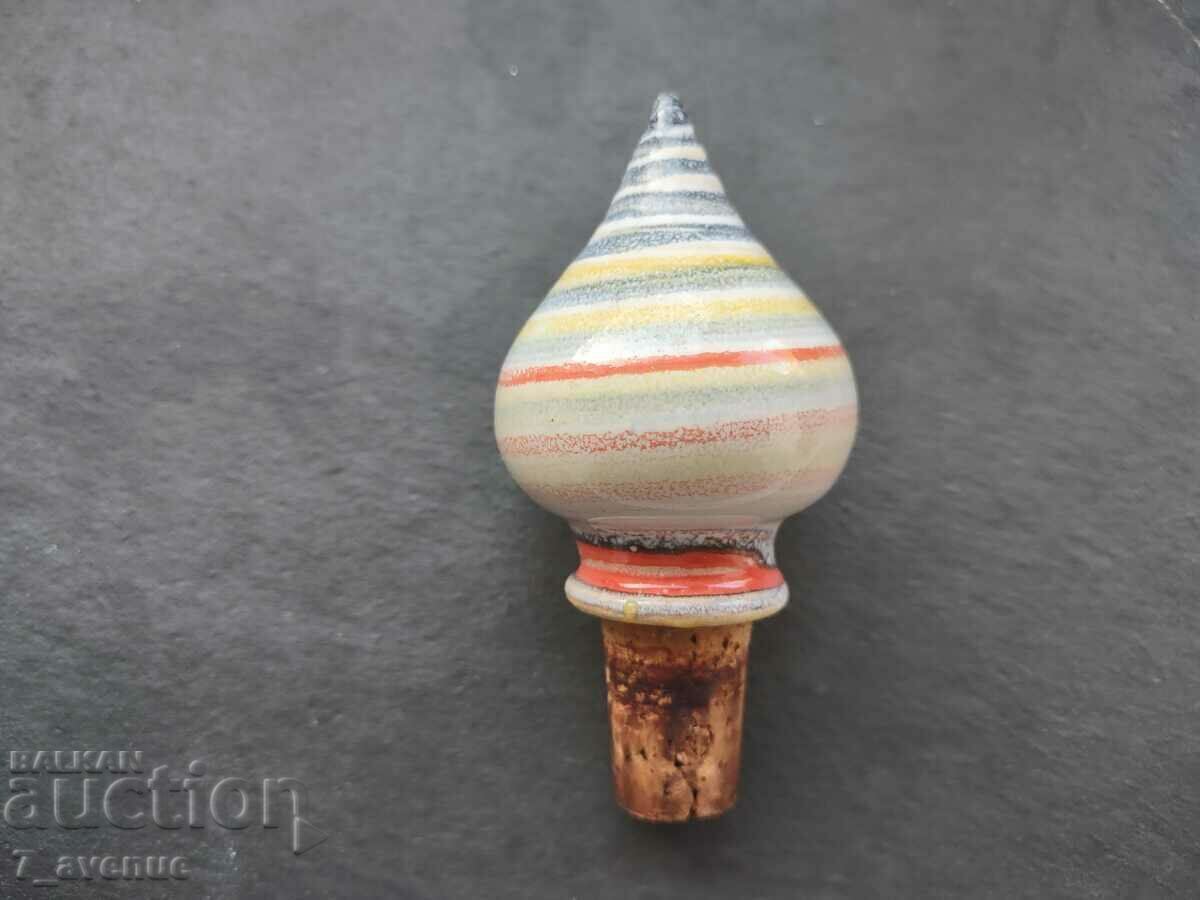 Παράδοση Παλιό πώμα από πορσελάνη ή κεραμικό με φελλό, τέχνη