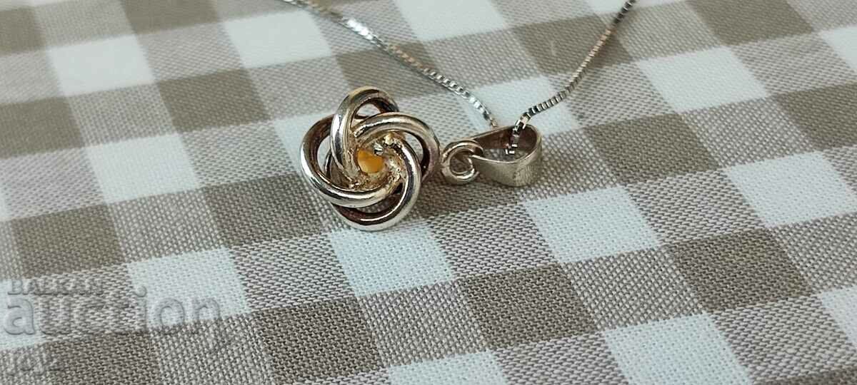 Auction SILVER NECKLACE with PEARL 2.94 g/SAMPLE 925 Auction SILVER NECKLACE with PEARL 2.94 g/SAMPLE 925