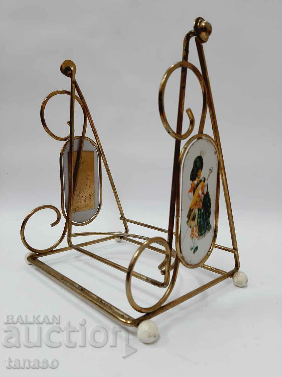 Licitație Suport vechi din alamă (balansoar) pentru whisky "Chivas Regal"